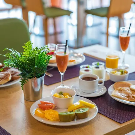 Servigroup Marina Playa موخاكار